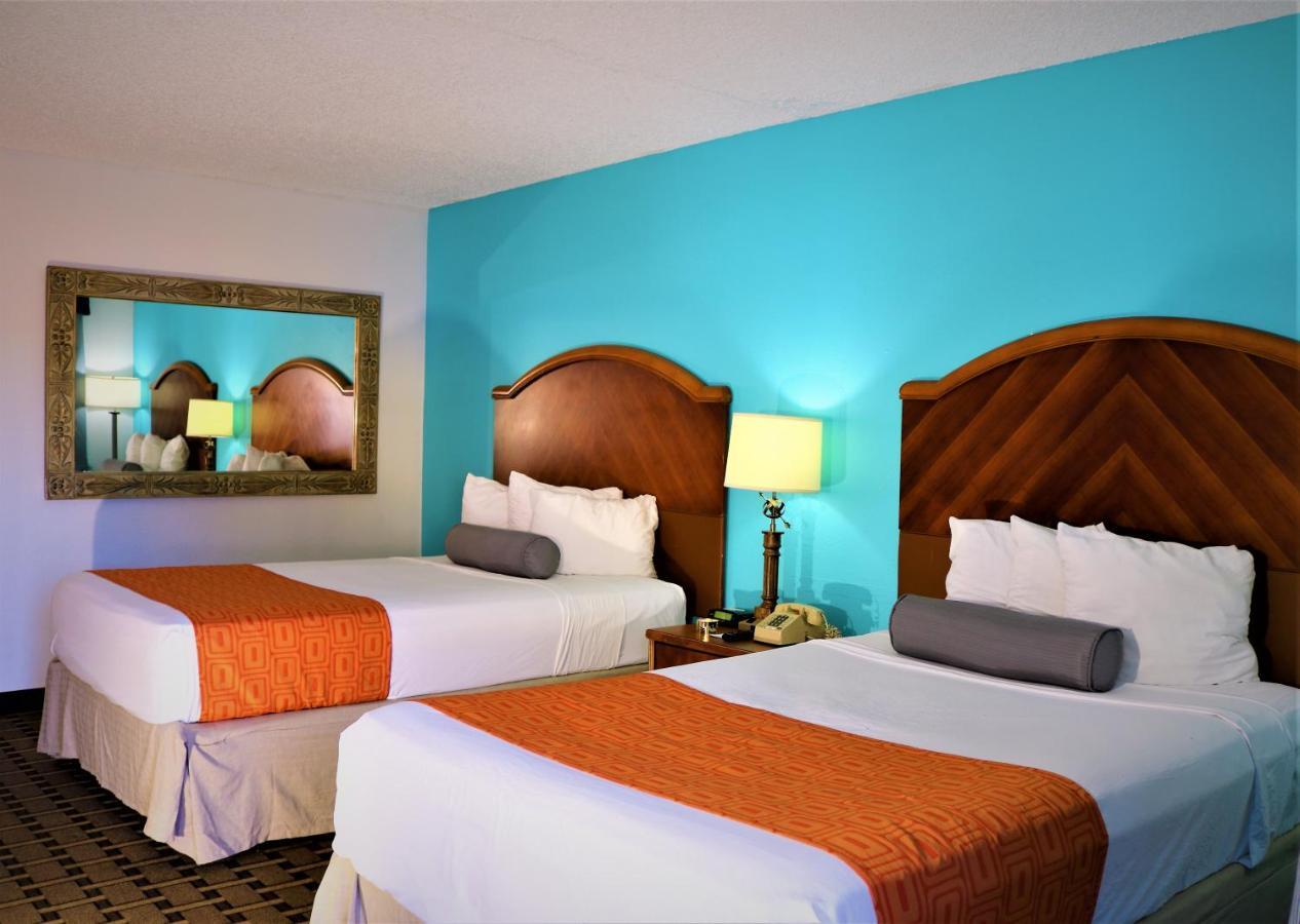 Howard Johnson By Wyndham Lake Front Park Kissimmee Eksteriør billede