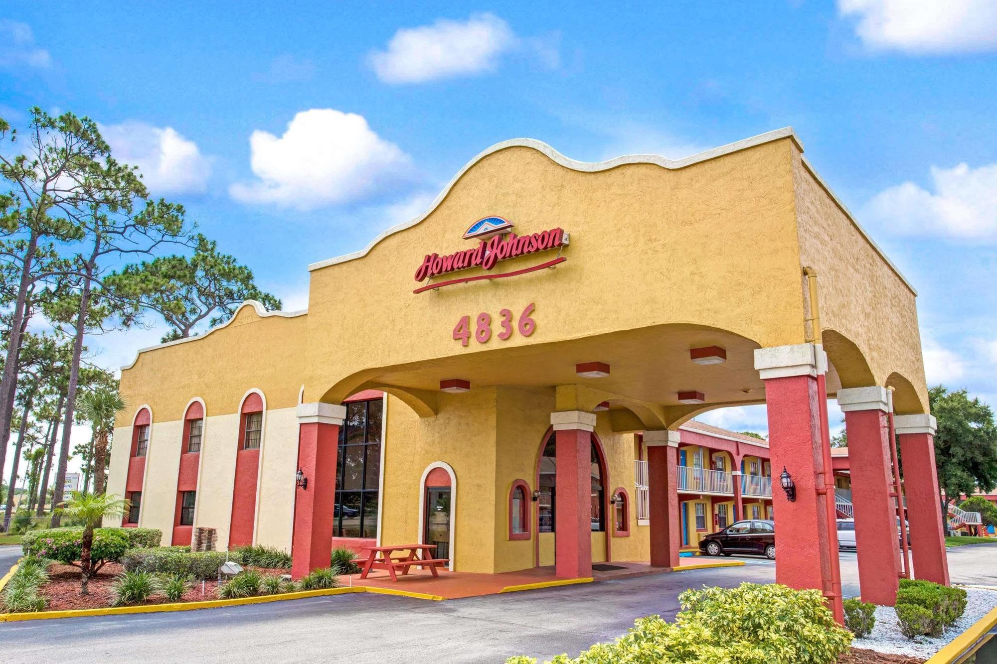 Howard Johnson By Wyndham Lake Front Park Kissimmee Eksteriør billede